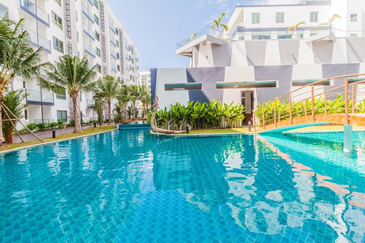 Arcadia Beach Resort By Psr Pattaya Luaran gambar