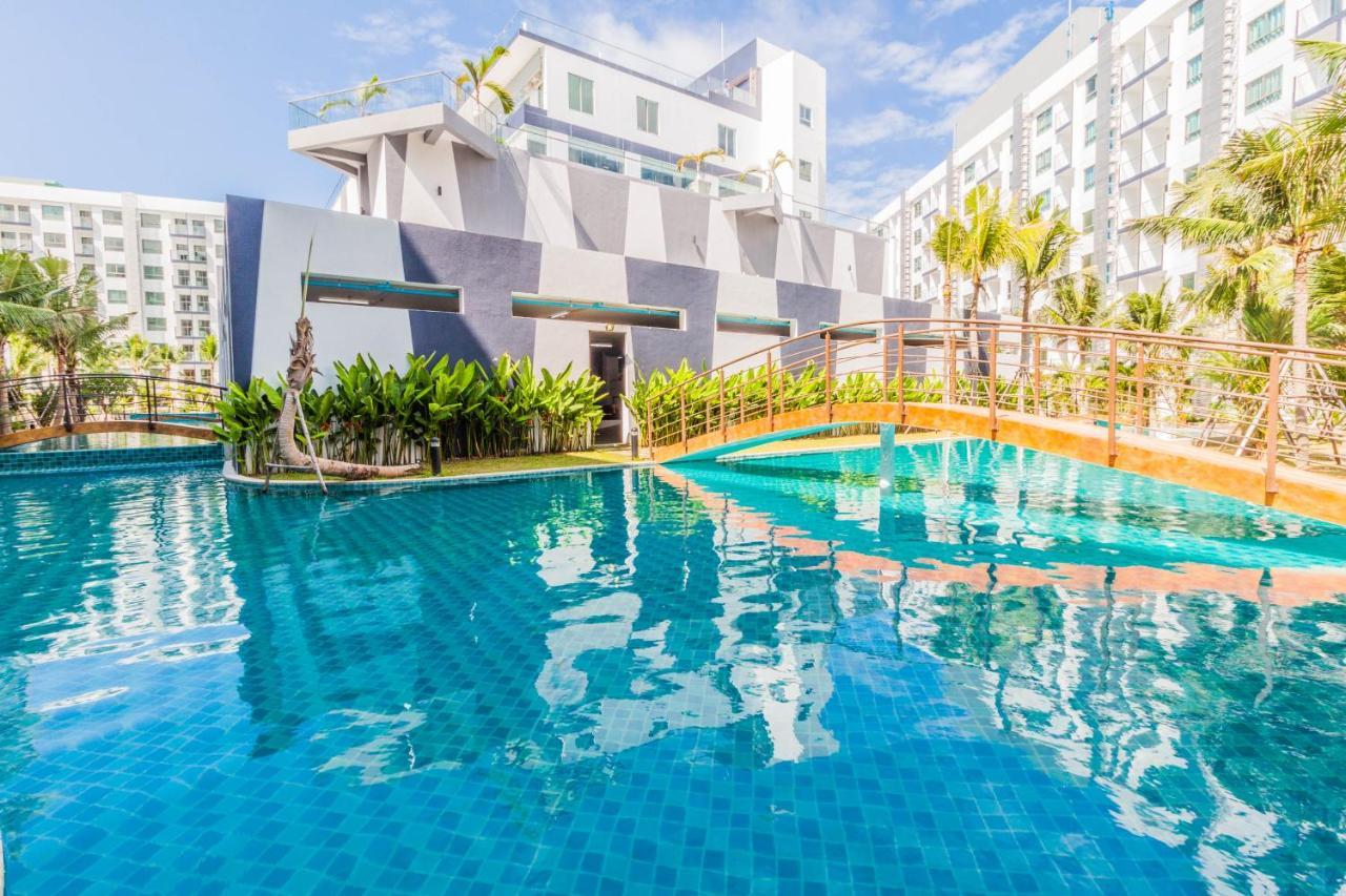 Arcadia Beach Resort By Psr Pattaya Luaran gambar