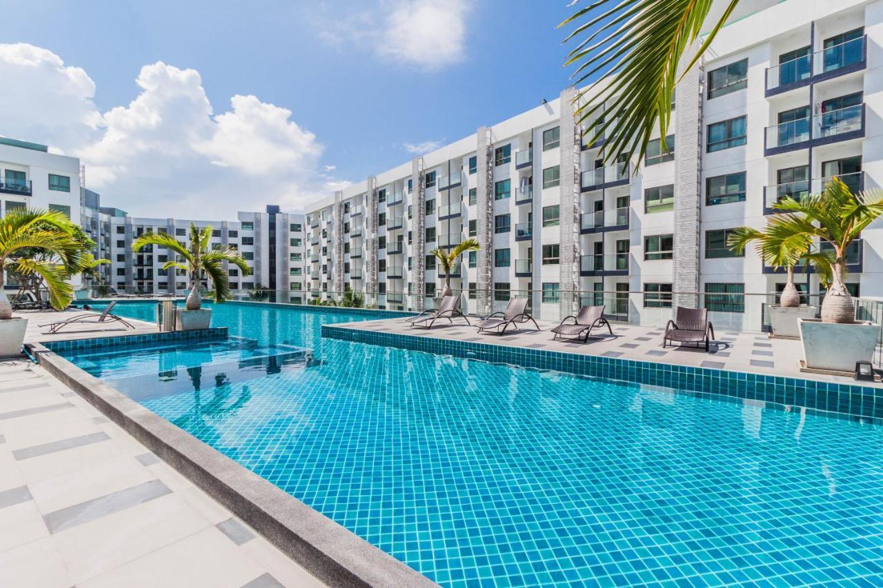 Arcadia Beach Resort By Psr Pattaya Luaran gambar